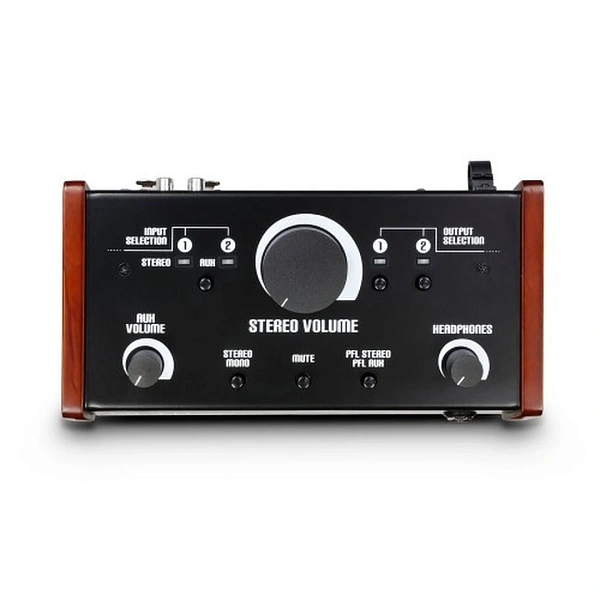 Контроллер студийных мониторов Palmer Pro MONICON L